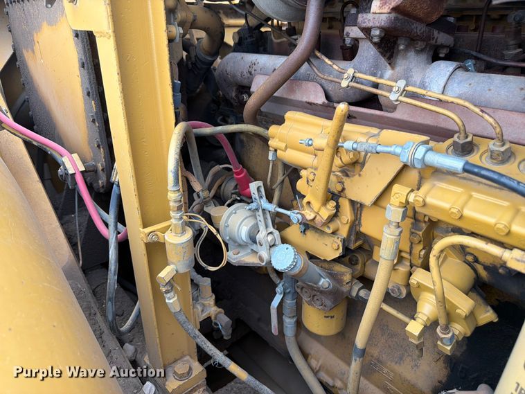 image for item EW2169 1998 Caterpillar 627F scraper