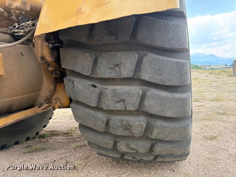 image for item EW2169 1998 Caterpillar 627F scraper