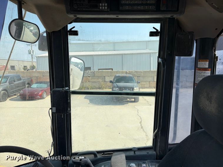 image for item EW8624 2007 Komatsu WA250L-5 wheel loader