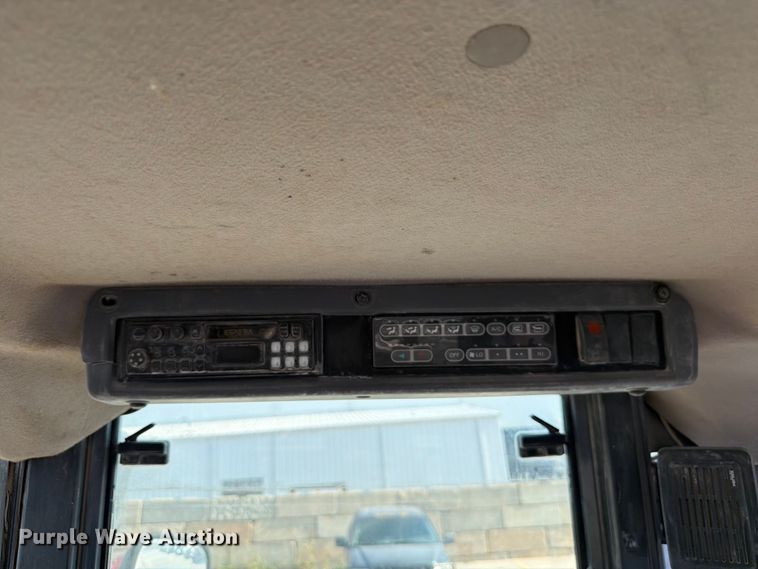 image for item EW8624 2007 Komatsu WA250L-5 wheel loader
