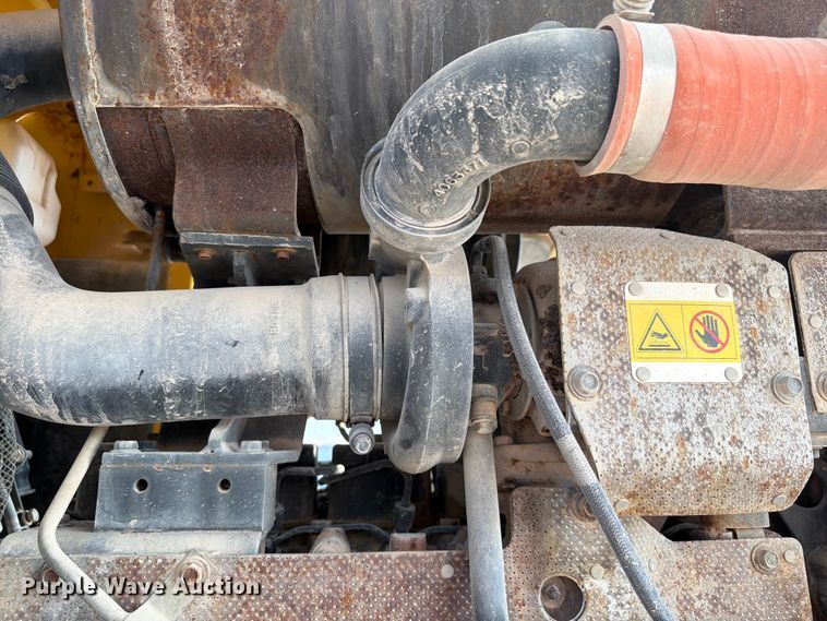 image for item EW8624 2007 Komatsu WA250L-5 wheel loader
