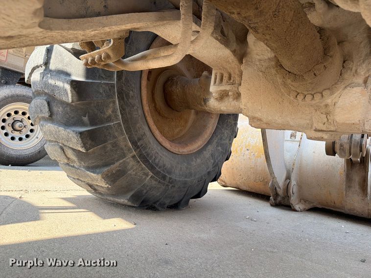image for item EW8624 2007 Komatsu WA250L-5 wheel loader