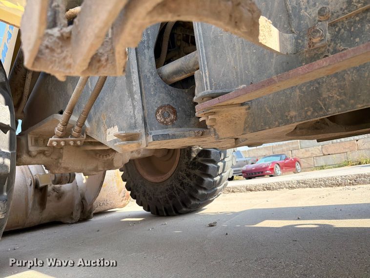 image for item EW8624 2007 Komatsu WA250L-5 wheel loader