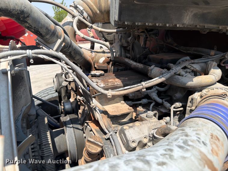 image for item EW8625 2017 Peterbilt 567 ready mix truck