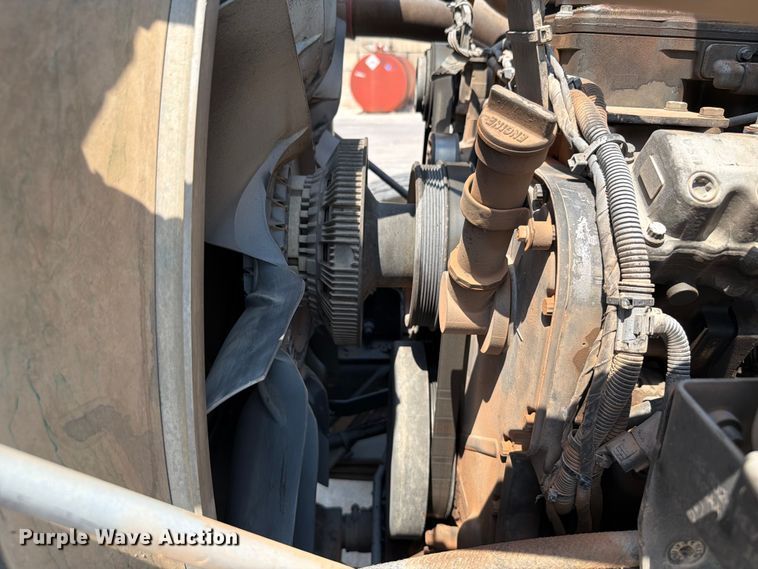image for item EW8625 2017 Peterbilt 567 ready mix truck