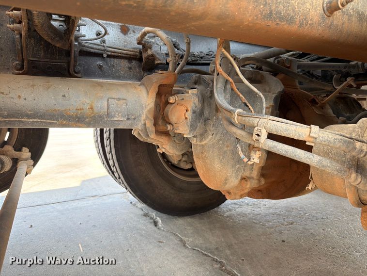 image for item EW8625 2017 Peterbilt 567 ready mix truck