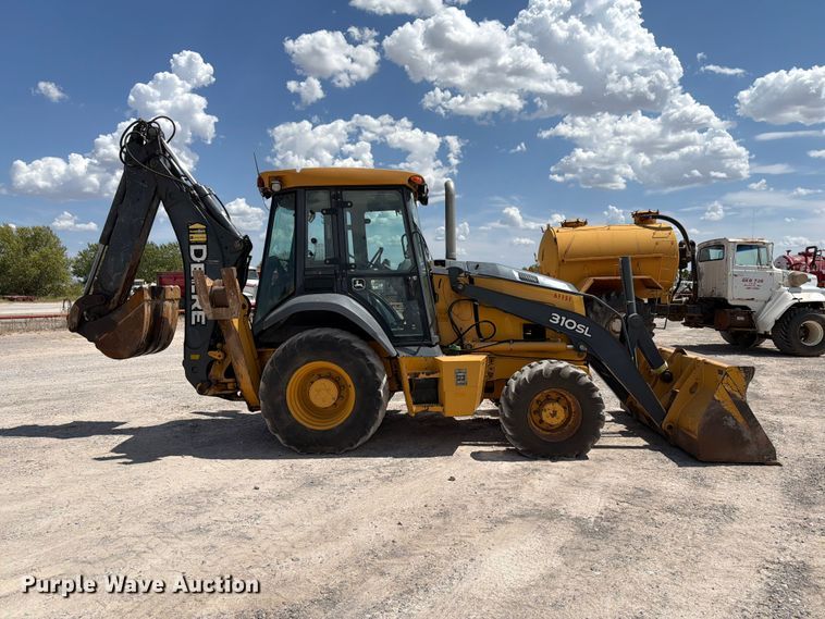 image for item EW8685 2015 John Deere 310SL backhoe