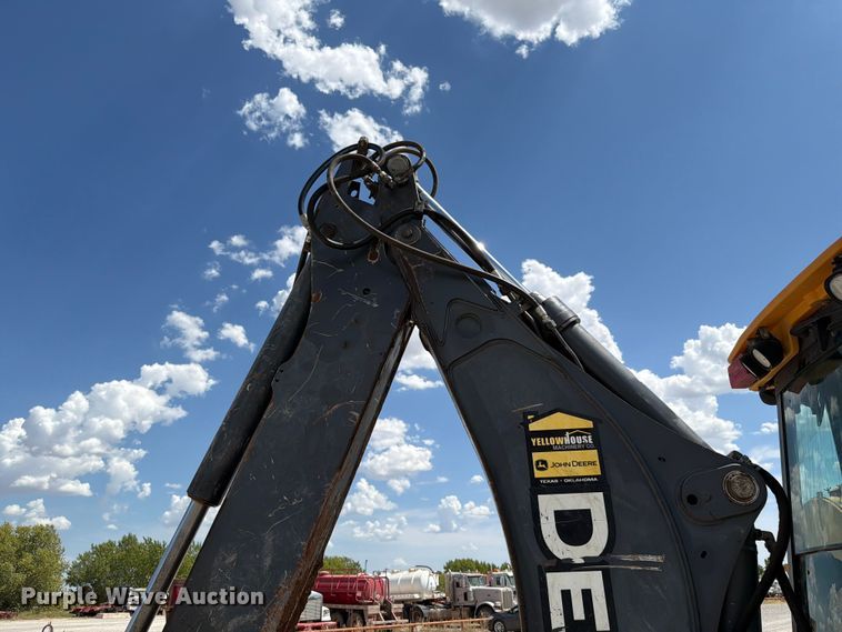 image for item EW8685 2015 John Deere 310SL backhoe