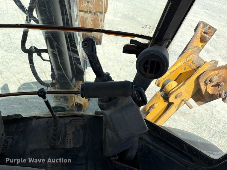 image for item EW8685 2015 John Deere 310SL backhoe