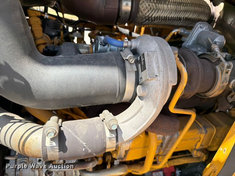 image for item EW8685 2015 John Deere 310SL backhoe