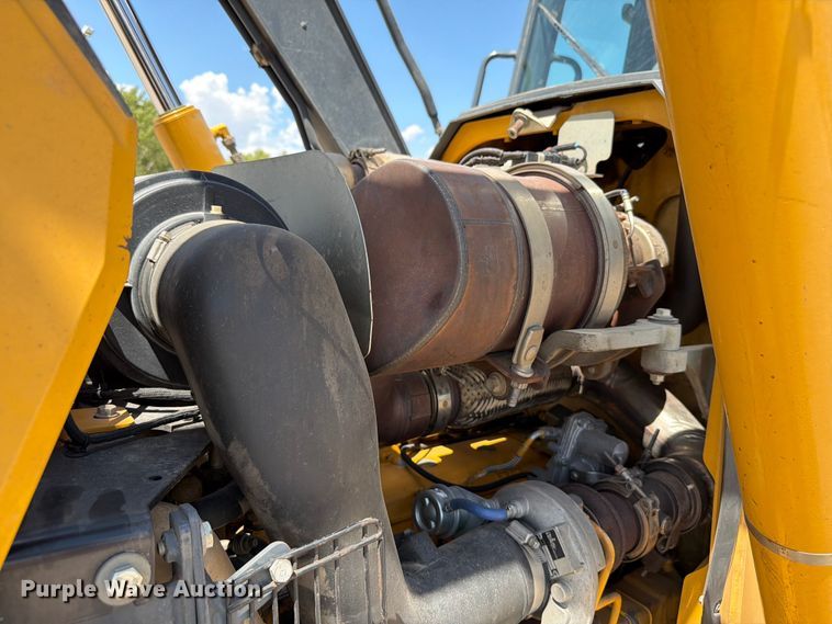 image for item EW8685 2015 John Deere 310SL backhoe