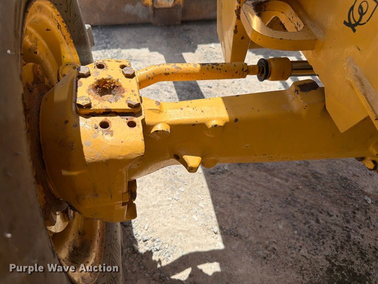 image for item EW8685 2015 John Deere 310SL backhoe