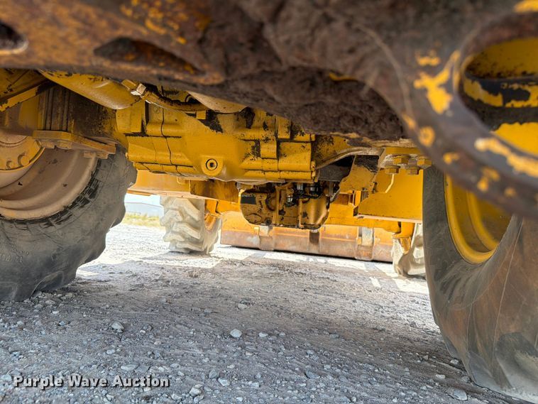 image for item EW8685 2015 John Deere 310SL backhoe