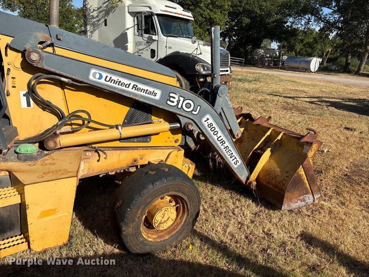 image for item EX0018 2012 John Deere 310J backhoe