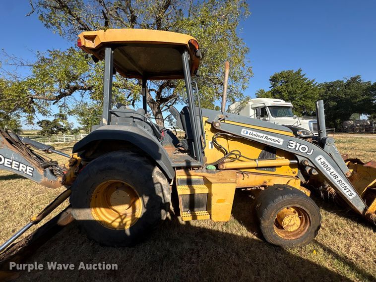 image for item EX0018 2012 John Deere 310J backhoe