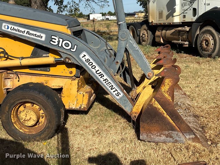 image for item EX0018 2012 John Deere 310J backhoe