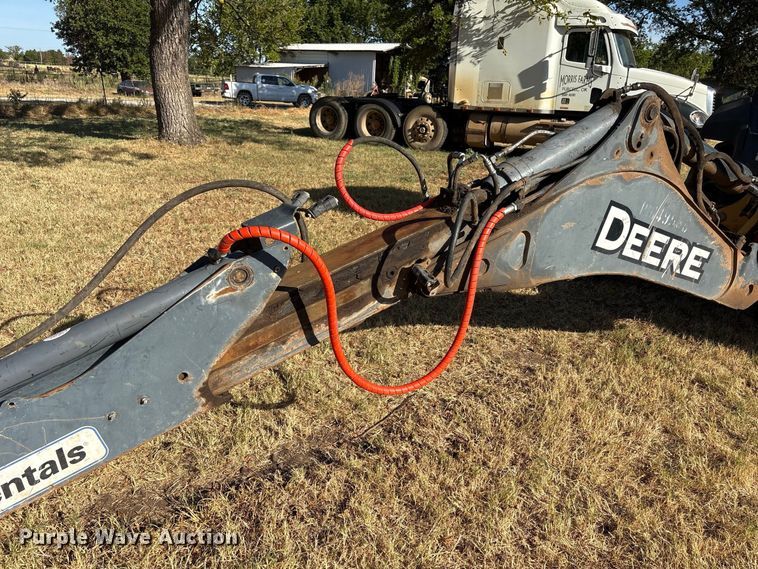 image for item EX0018 2012 John Deere 310J backhoe