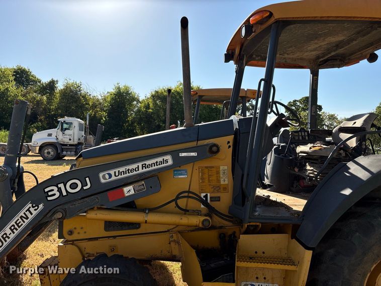 image for item EX0018 2012 John Deere 310J backhoe