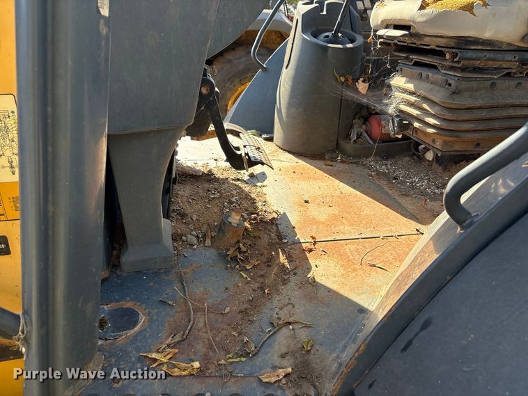 image for item EX0018 2012 John Deere 310J backhoe