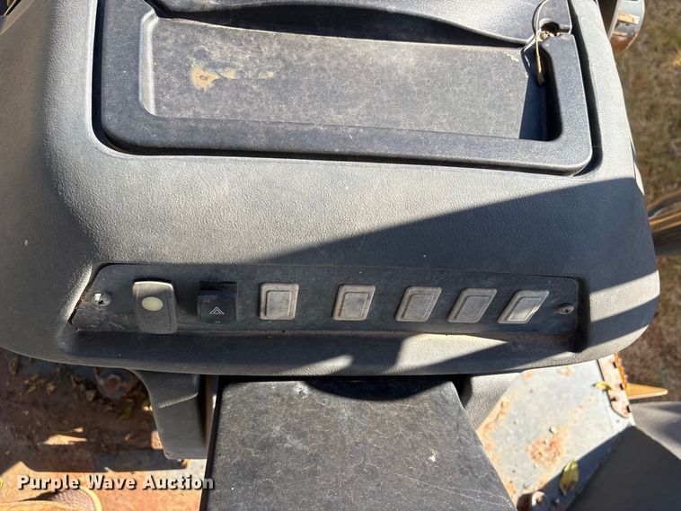 image for item EX0018 2012 John Deere 310J backhoe