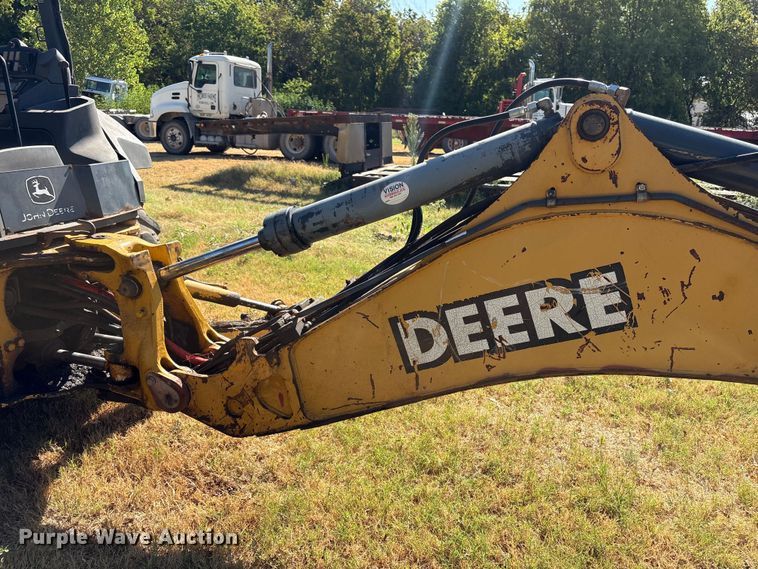 image for item EX0019 2012 John Deere 310J backhoe