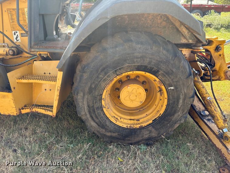 image for item EX0019 2012 John Deere 310J backhoe