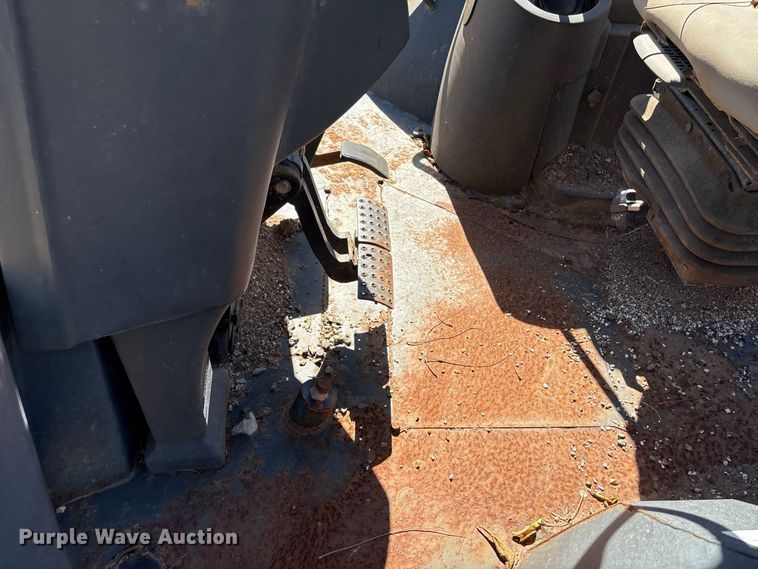image for item EX0019 2012 John Deere 310J backhoe