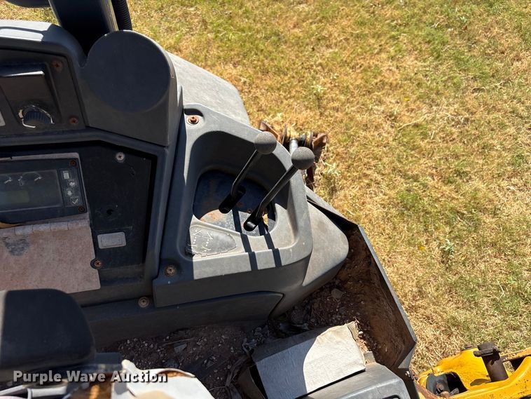 image for item EX0019 2012 John Deere 310J backhoe