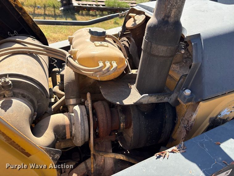 image for item EX0019 2012 John Deere 310J backhoe