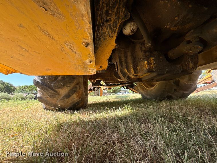 image for item EX0019 2012 John Deere 310J backhoe