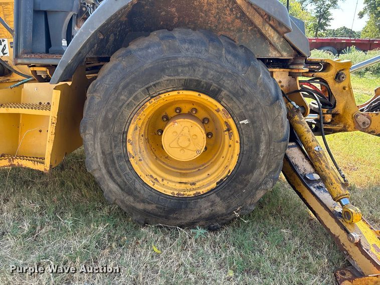 image for item EX0019 2012 John Deere 310J backhoe