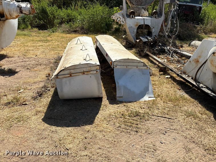 image for item EX0023 McNeilus ready mix bed