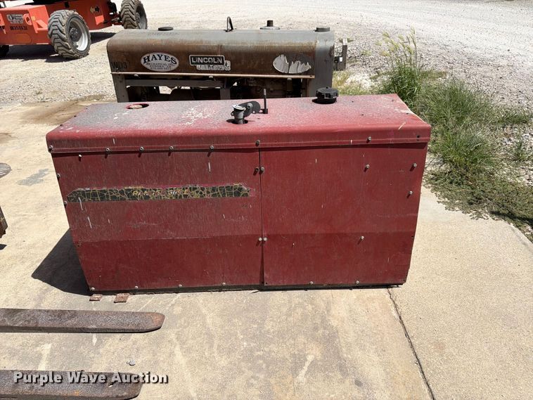 image for item EX3047 Lincoln Electric Shield-Arc SA-250 welder/generator
