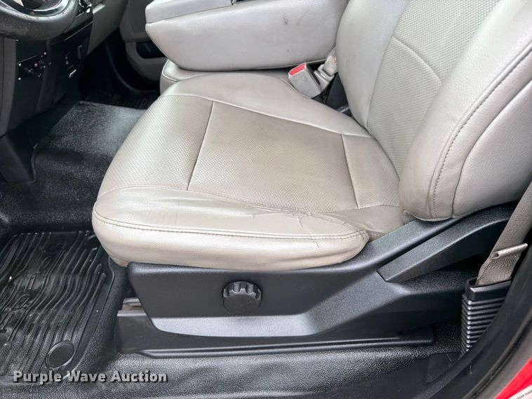 image for item FB4981 2017 Ford F350 Super Duty utility bed pickup truck