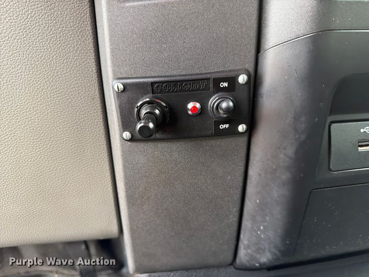 image for item FB4981 2017 Ford F350 Super Duty utility bed pickup truck