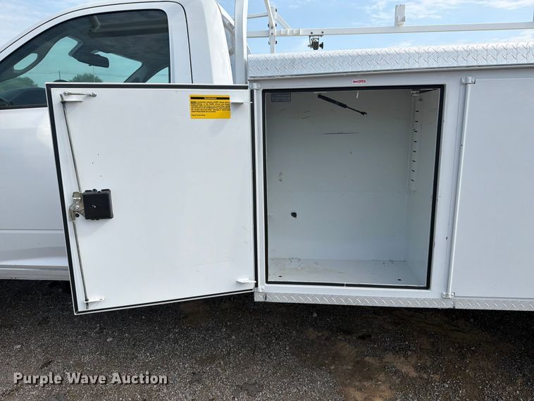 image for item FB4982 2015 RAM 5500 Heavy Duty utility / service truck