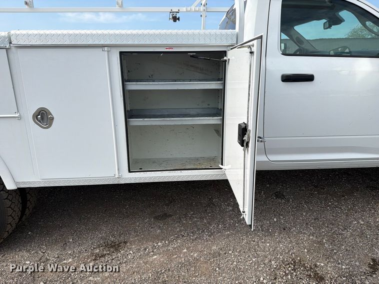 image for item FB4982 2015 RAM 5500 Heavy Duty utility / service truck