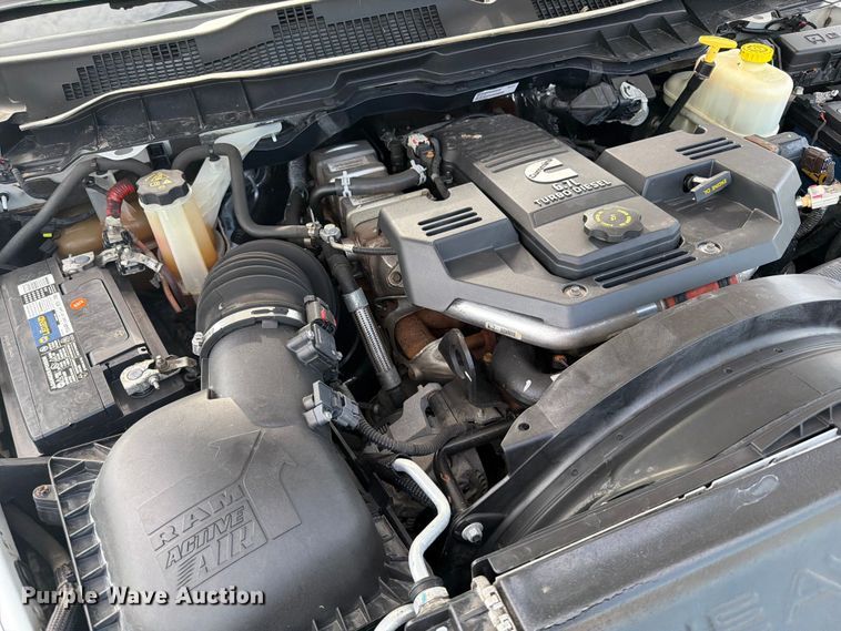image for item FB4982 2015 RAM 5500 Heavy Duty utility / service truck
