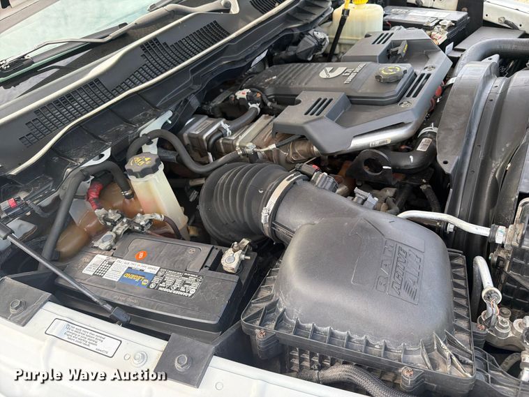 image for item FB4982 2015 RAM 5500 Heavy Duty utility / service truck