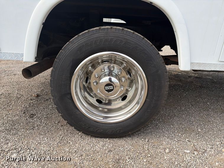 image for item FB4982 2015 RAM 5500 Heavy Duty utility / service truck
