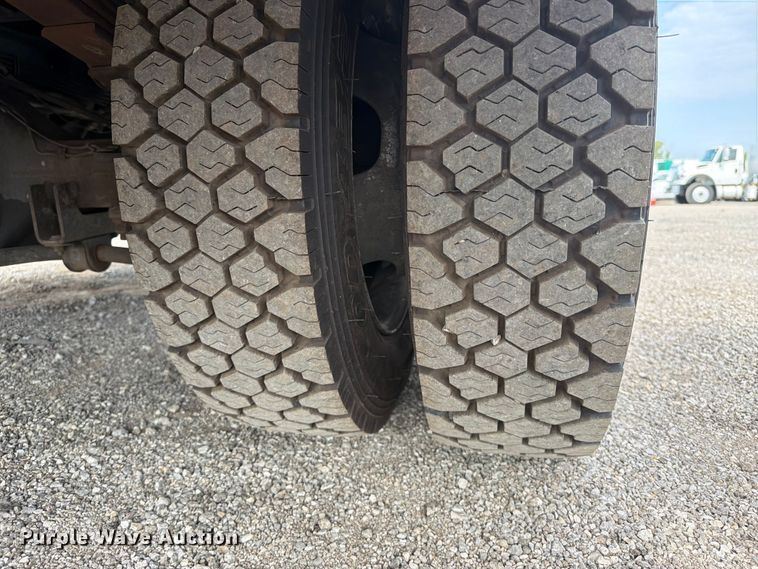 image for item FB4982 2015 RAM 5500 Heavy Duty utility / service truck