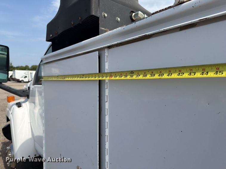 image for item FB4983 2005 Chevrolet C4500 utility / service truck