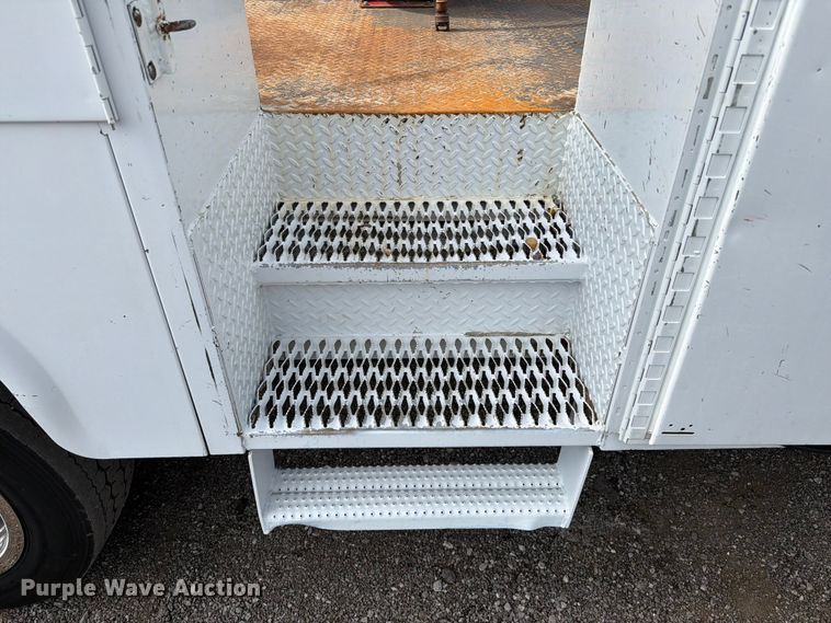 image for item FB4983 2005 Chevrolet C4500 utility / service truck