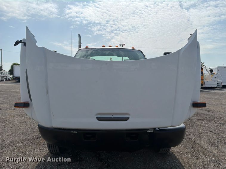 image for item FB4983 2005 Chevrolet C4500 utility / service truck