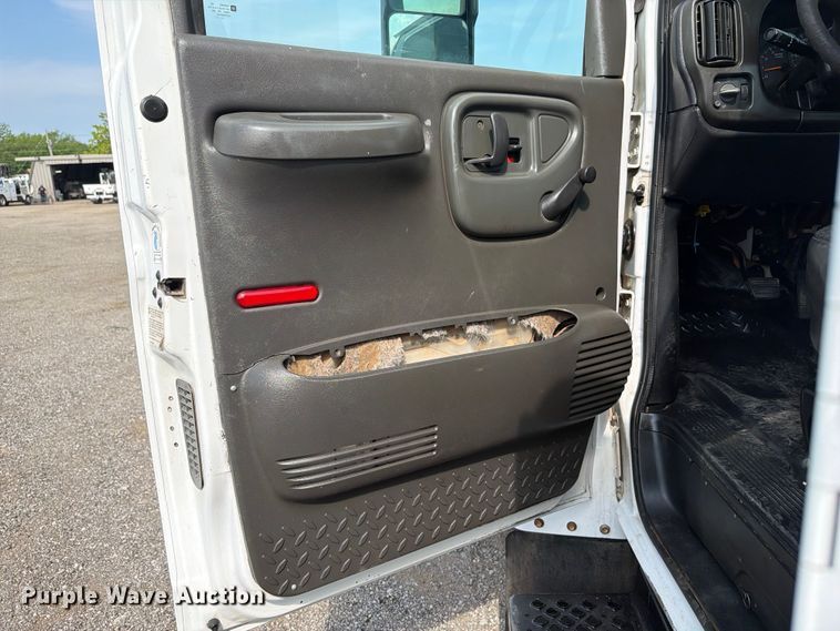 image for item FB4983 2005 Chevrolet C4500 utility / service truck