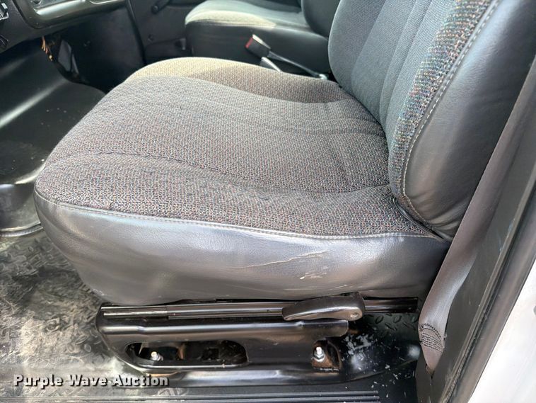 image for item FB4983 2005 Chevrolet C4500 utility / service truck