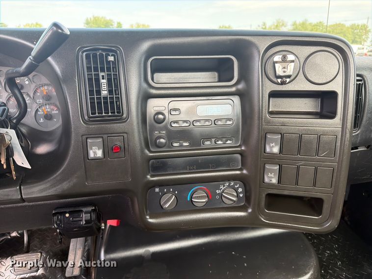 image for item FB4983 2005 Chevrolet C4500 utility / service truck