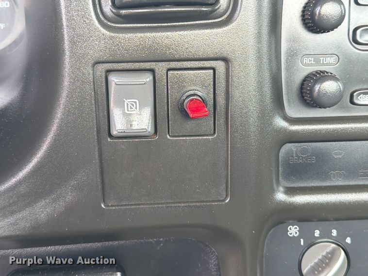 image for item FB4983 2005 Chevrolet C4500 utility / service truck