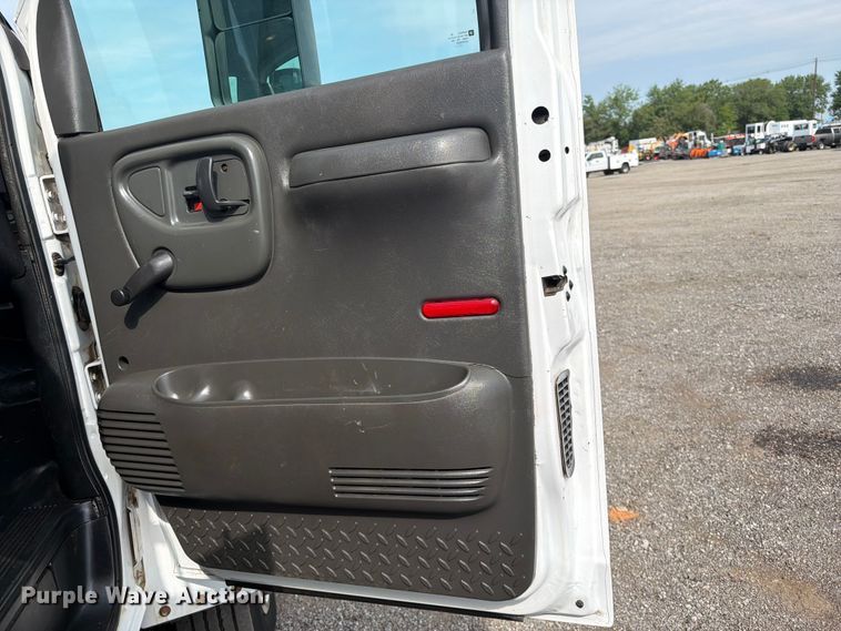 image for item FB4983 2005 Chevrolet C4500 utility / service truck