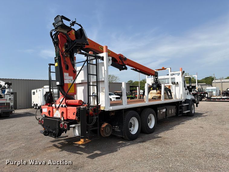 image for item FB4984 2014 Freightliner 114SD crane truck